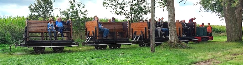 Fahrt mit dem Lorenzug der Kleinbahn